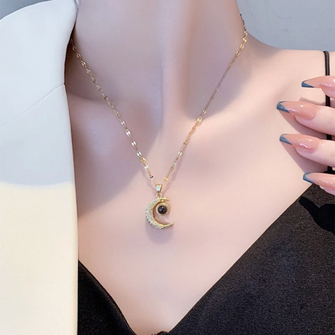 One Hundred Languages I Love You Projection Necklace Titanium Steel Copper Rhinestone Moon Heart Swan Pendant Necklace For Women Jewelry