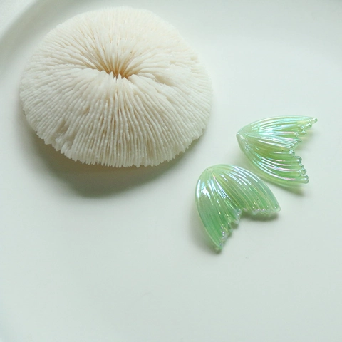 Iridescent Mermaid Tail Resin Charms DIY Jewelry Making Accessories Colorful Gradient Fish Tail Patch For Earrings Headwear