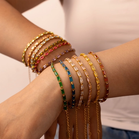 Edelstahl Vergoldetes Rechteckiges Zirkonia Tennis Armband Für Damen Luxus Buntes Verstellbare Kette Schmuck Geschenk