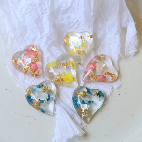 Heart Shaped Resin Jewelry Charms With Gold Foil Dried Flowers Shell Transparent DIY Earrings Bracelet Pendant Making
