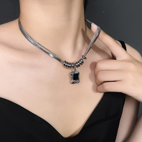 Collar de Pendiente de Doble Capa de Acero de Titanio de Diseñador Cool para Mujer Joyería de Moda de Diamante de Imitación Rectangular Negro