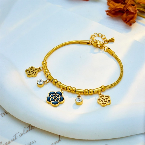 Camellia Pendant Chain Bracelet Stainless Steel Rhinestone Enamel French Retro Elegant Gold Plated Jewelry For Women