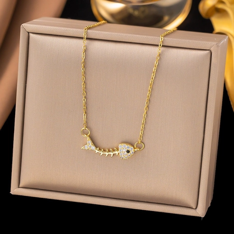 Minimalist Stainless Steel Fishbone Pendant Necklace For Women Elegant Hollow Fish Bone Zircon Inlaid Animal Shape Jewelry
