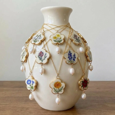 Ciondolo Floreale Vintage in Acciaio Inossidabile Con Perla Artificiale Fiore di Nascita Accessorio per Gioielli DIY Collana Placcata Oro 18K per Donna