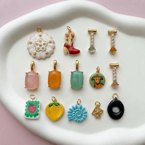 Colgante de Cobre Chapado en Oro Vintage Esmalte Bota de Vaquero Fresa Limón Concha Zirconia DIY Accesorios de Joyería de Collar