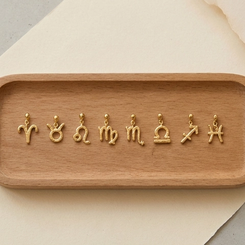 Vintage Stainless Steel 12 Zodiac Sign Pendant Necklace For Women Gold Plated Hammered Constellation Pendants Jewelry Gift
