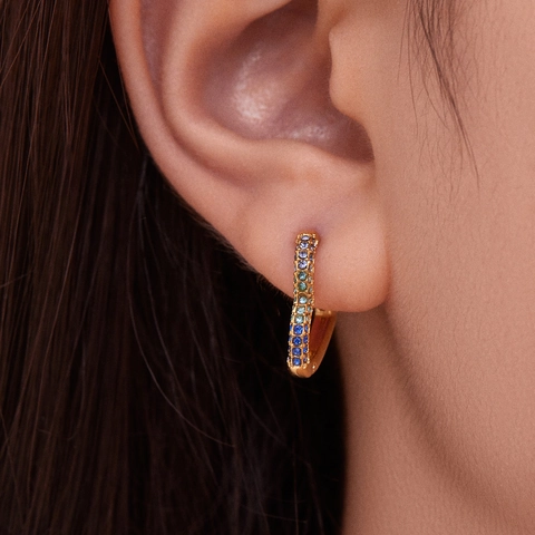 Orecchini a Cerchio a Cuore in Acciaio Inossidabile per Donna Placcati Oro con Zirconia Colorata Intarsiata Gioielli