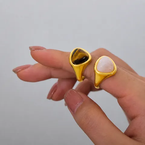 Vintage Titanium Steel Triangle Natural Stone Ring For Women Gold Silver Plated Rose Quartz Tiger Eye Minimalist Jewelry