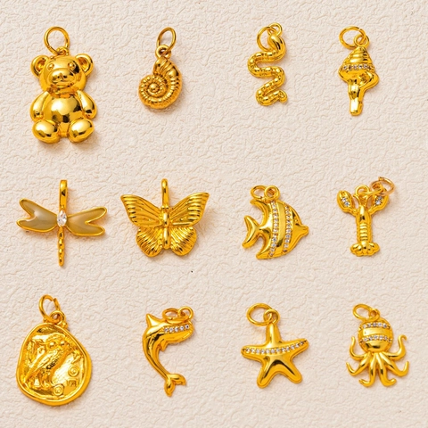 Fashion 18K Gold Plated Copper Animal Pendant Necklace For Women Minimalist Butterfly Dragonfly Snake Rhinestone Jewelry