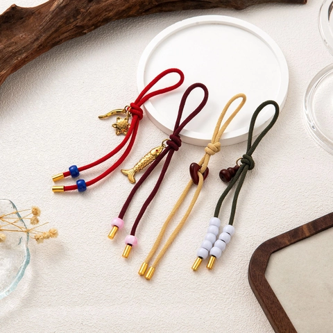 Ciondolo per Borsa in Corda Intrecciata in Acciaio Inossidabile di Moda Portachiavi Creativo Pesce Cuore Zucca Stella per Decorazione Borsa Donna