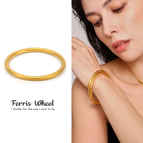 Minimalist Titanium Steel Round Bangle Bracelet For Women 18K Gold Plated Smooth Plain Circle Cuff Hand Jewelry Fashion