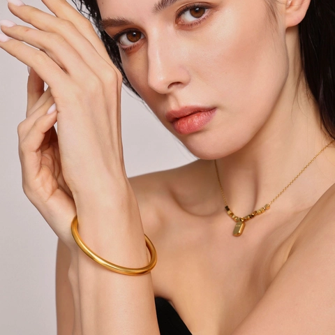 Minimalist Stainless Steel Plain Bangle Bracelet For Women 18K Gold Plated Simple Round Geometric Bracelet Daily Jewelry