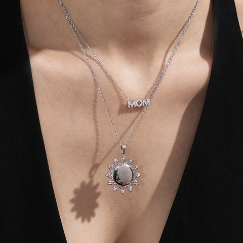 18K Vergulde Roestvrij Stalen Zirkon MOM Letter Halsketting Zonnebloem Hanger Elegante Mode Sieraden Cadeau Voor Dames Moederdag