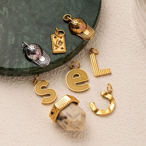 Roestvrijstalen DIY Mode Letter Hoed Hanger Ketting Met Strass Verguld Boheemse Vintage Stijl Vrouwen Sieraden Accessoire