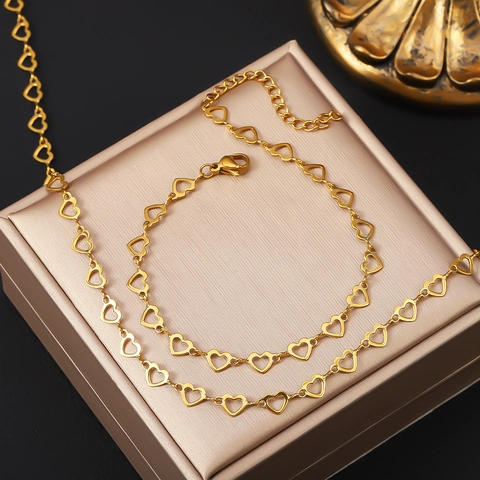 Stainless Steel Hollow Heart Necklace Bracelet Set For Women 18K Gold Plated Heart Link Chain Choker Versatile Jewelry