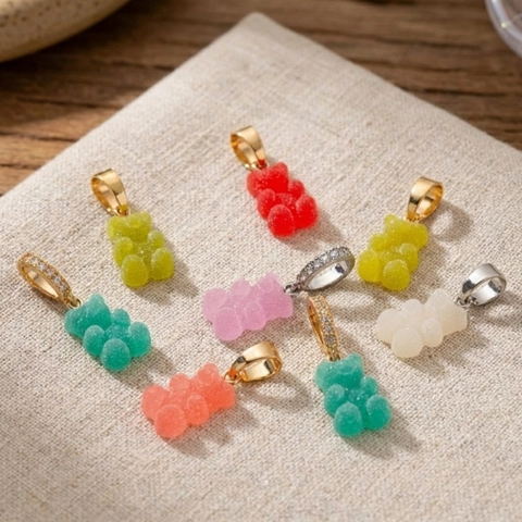 DIY Resin Gummy Bear Pendants With Rhinestone Copper Clasp Colorful Frosted Bear Charms For Necklace Bracelet Jewelry Accessories