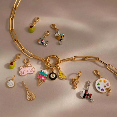 Fashion Enamel Drip Oil Copper Pendant Necklace For Women Colorful Bee Palette Ice Cream Cat Heart Star Charm Gold Plated Jewelry DIY Accessories