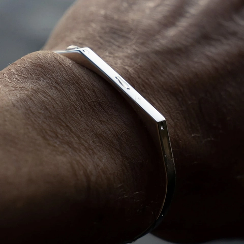 Minimalistischer Edelstahl Geometrischer Armreif Für Herren Moderner Industrieller Stil 18K Gold Silber Plattierter Offener Armreif Schmuck