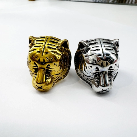 Men Vintage Stainless Steel Tiger Head Ring Retro Domineering 3D Carved Animal Punk Hip Hop Biker Finger Ring Jewelry Gift