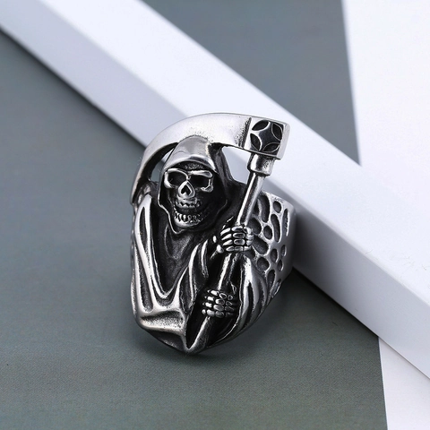Anillo de Acero Inoxidable Gothic Punk para Hombre Guadaña de la Muerte Calavera Acabado Antiguo Joyería para Halloween y Fiesta