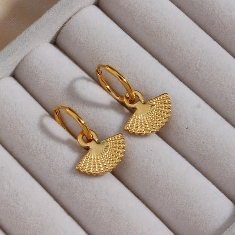 Bohemian Vintage Fan-Shaped Hoop Earrings Stainless Steel Textured Geometric Drop Earrings For Women Fashion Jewelry