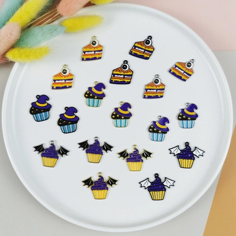 Halloween Cupcake Charms Bat Wings Wizard Hat Eyeball Enamel Alloy Pendants For DIY Jewelry Making Bracelet Earrings Accessories