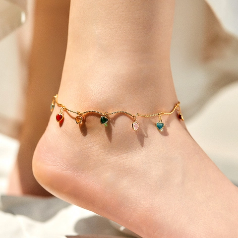 Exotische 18K Verguld Koperen Kleurrijke Zirconia Hart Hanger Enkelbandje Voor Vrouwen Romantische Vakantie Stijl Been Ketting Sieraden