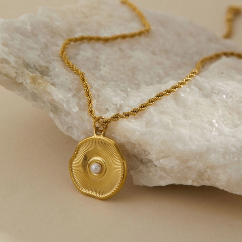 Vintage Stainless Steel Evil Eye Pendant Necklace For Women Gold Plated Snake Shell Sun Enamel Rhinestone Artificial Pearl Choker Jewelry
