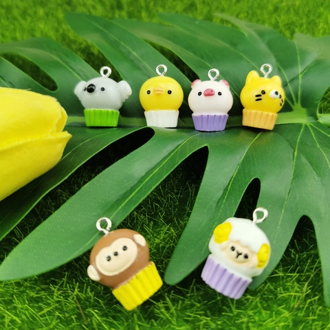 Cute Resin Animal Cupcake Pendant Charms For DIY Jewelry Making Accessories 3D Cartoon Tiger Koala Monkey Pig Sheep Chicken Pendants