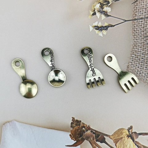 Vintage Alloy Spoon Fork Charms Antique Electroplated Metal Tableware Pendants For DIY Necklace Keychain Jewelry Making Accessories