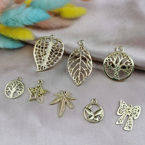 Ciondoli Vintage in Lega d'Oro Smalto Foglia Albero della Vita Farfalla Fiocco per Collana Bracciale Fai da Te Accessori