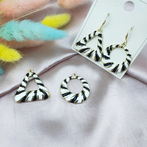 DIY Fabricación de Joyas Colgante de Aleación de Esmalte Rayado Blanco y Negro Amuleto Geométrico Redondo Triángulo para Collar