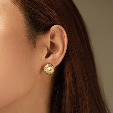 Boucles d'Oreilles Clous en Cuivre Plaqué Or 18K Vintage Avec Künstliche Perle de Synthèse Zircon Forme d'Éventail Bijoux Femme