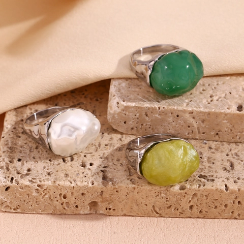 Irregular Acrylic Main Stone Ring For Women Stainless Steel Hammered Texture Vintage Artistic Bold Hand Jewelry