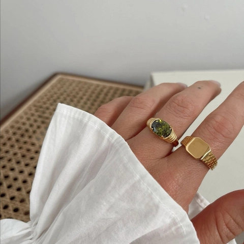 Ovaler Zirkon Edelstahl Ring Rippentextur Vergoldet Retro Minimalistischer Stil Schmuck Für Damen