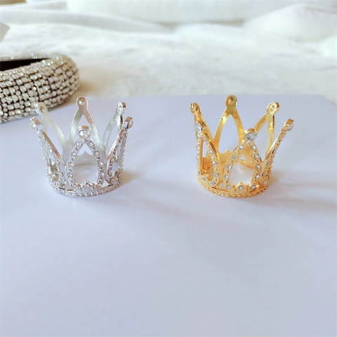 Mini Corona in Lega con Strass per Bambini Tiara Principessa a Cuore Cavo Decorazione per Torta Compleanno Accessorio Festa