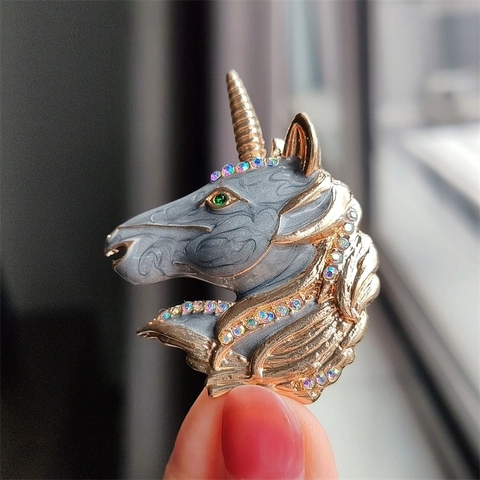Mode Legierung Emaille Einhorn Brosche Für Damen Herren Bunte Strass Tier Pin Märchenstil Schmuck Geschenk