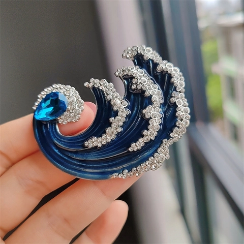 Luxe Legering Golf Emaille Broche Voor Vrouwen Vintage Zee Golf Strass Reversspeld Elegante Mode Sieraden Accessoire