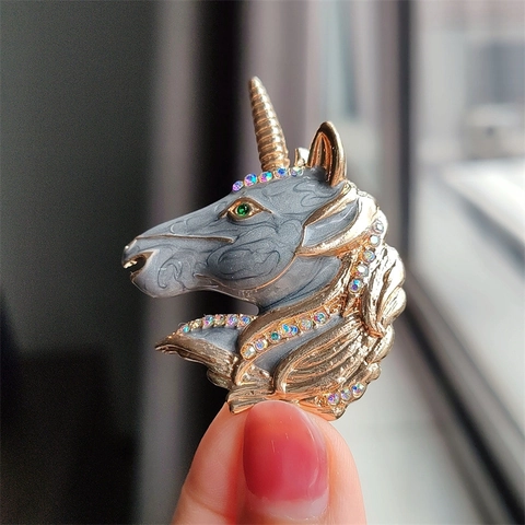 Mode Legierung Emaille Einhorn Brosche Für Damen Herren Bunte Strass Tier Pin Märchenstil Schmuck Geschenk