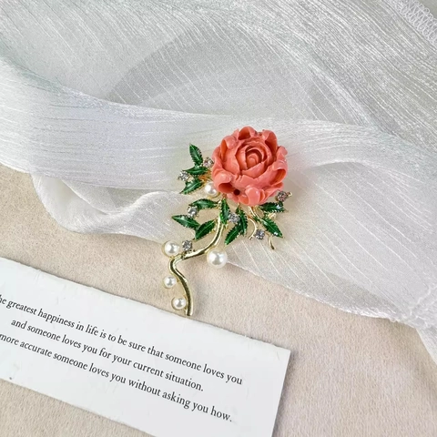 Vintage Alloy Peony Flower Brooch With Artificial Pearl And Rhinestone Gold Enamel Floral Corset Pin For Women Accessories