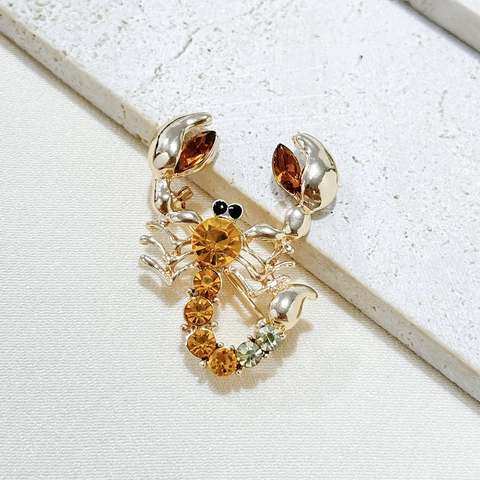 Spilla a Scorpione Vintage in Lega d'Oro per Uomo e Donna Con Strass Intarsiati Forma Animale Gioielli di Moda Spilla da Bavero Regalo