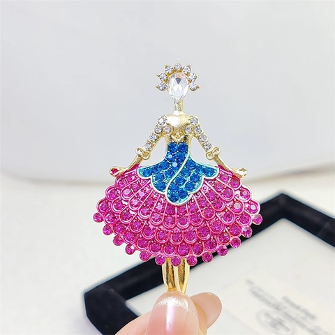 Luxury Zinc Alloy Ballerina Brooch Niche Design Rhinestone Inlaid Dancing Girl Brooch Elegant Women Suit Accessory Pin Jewelry