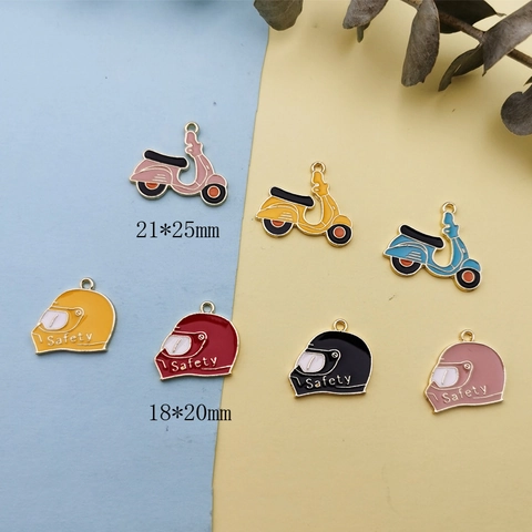Vintage Alloy Enameled Motorcycle Helmet Charms DIY Jewelry Making Accessories For Earrings Necklace Keychains Pendants