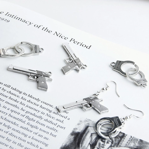 Retro Alloy Gun And Handcuffs Charms For DIY Jewelry Making Antique Silver Hip Hop Style Pendants For Earrings Necklaces