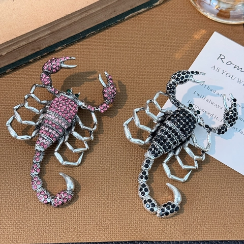 Spilla a Forma di Scorpione in Lega Vintage con Strass Corsage per Uomo Donna Cappotto Giacca Gioielli Gotici Regalo