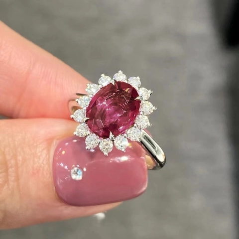Anello Halo Classico in Lega con Zirconia Sintetica Ovale per Donna Design a Girasole Pietra Rossa Blu Matrimonio Festa Gioielli di Lusso Anello