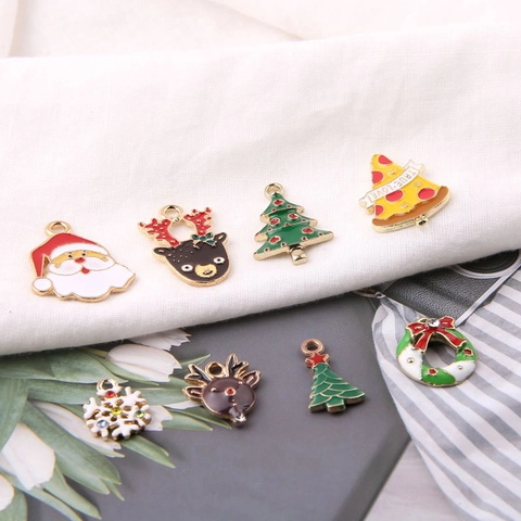 Christmas Alloy Dripped Oil Charms For DIY Jewelry Making Santa Claus Reindeer Snowflake Christmas Tree Wreath Pendant With Rhinestone