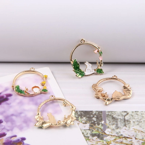 DIY Enamel Alloy Forest Animal Charms Rabbit Carrot Squirrel Pinecone Wreath Pendant Only Without Chain For Jewelry Making
