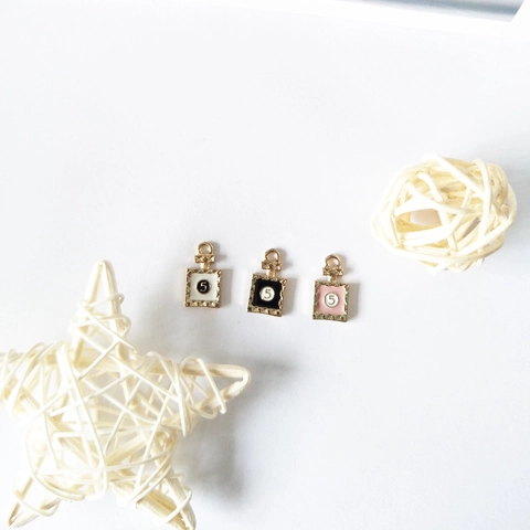Alloy Enamel Mini Perfume Bottle Pendants For Necklace Earring DIY Making Jewelry Accessories Number Five Decorative Charms