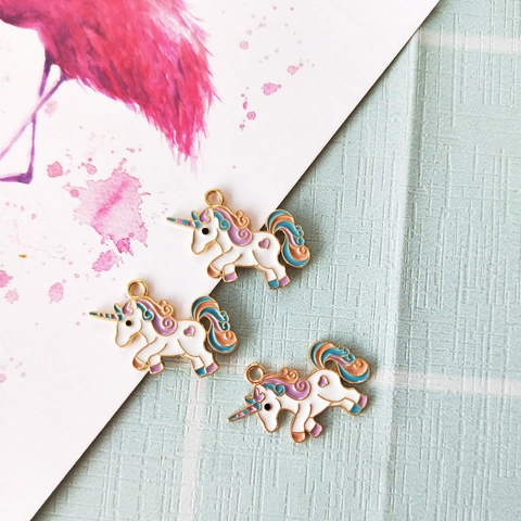 Cartoon Enamel Unicorn Pendant For DIY Jewelry Making Alloy Gold Plated Rainbow Horse Charm For Necklace Earring Bracelet